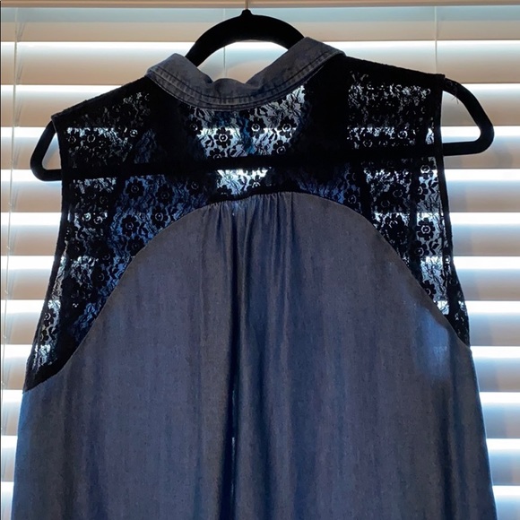 L’Amour Sleeveless Denim and Lace Top Size XL - Picture 2 of 3